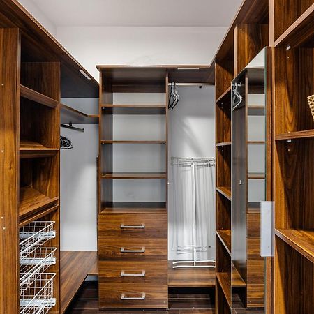 Spacious Studio Ac View Pokorna 2 Parking Varşova Dış mekan fotoğraf